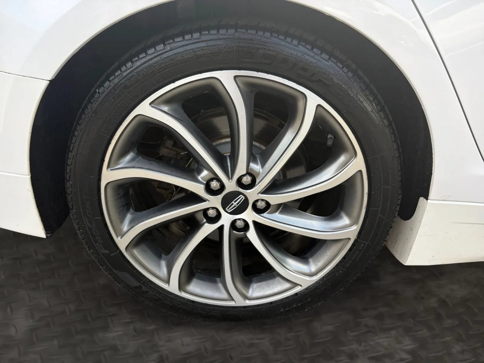 Used 2018 Lincoln MKZ Reserve w/ Magnetic Appearance Package AWD/4WD image 40
