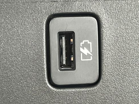 New 2025 Nissan Sentra SV w/ SV Premium Package image 33