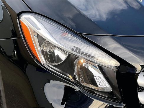 Used 2019 Mercedes-Benz GLA 250 image 26
