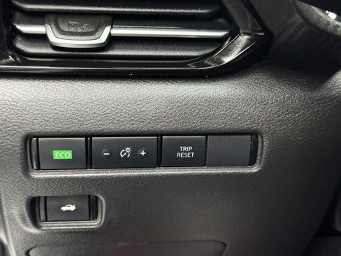 Used 2020 Nissan Sentra SV FWD image 31