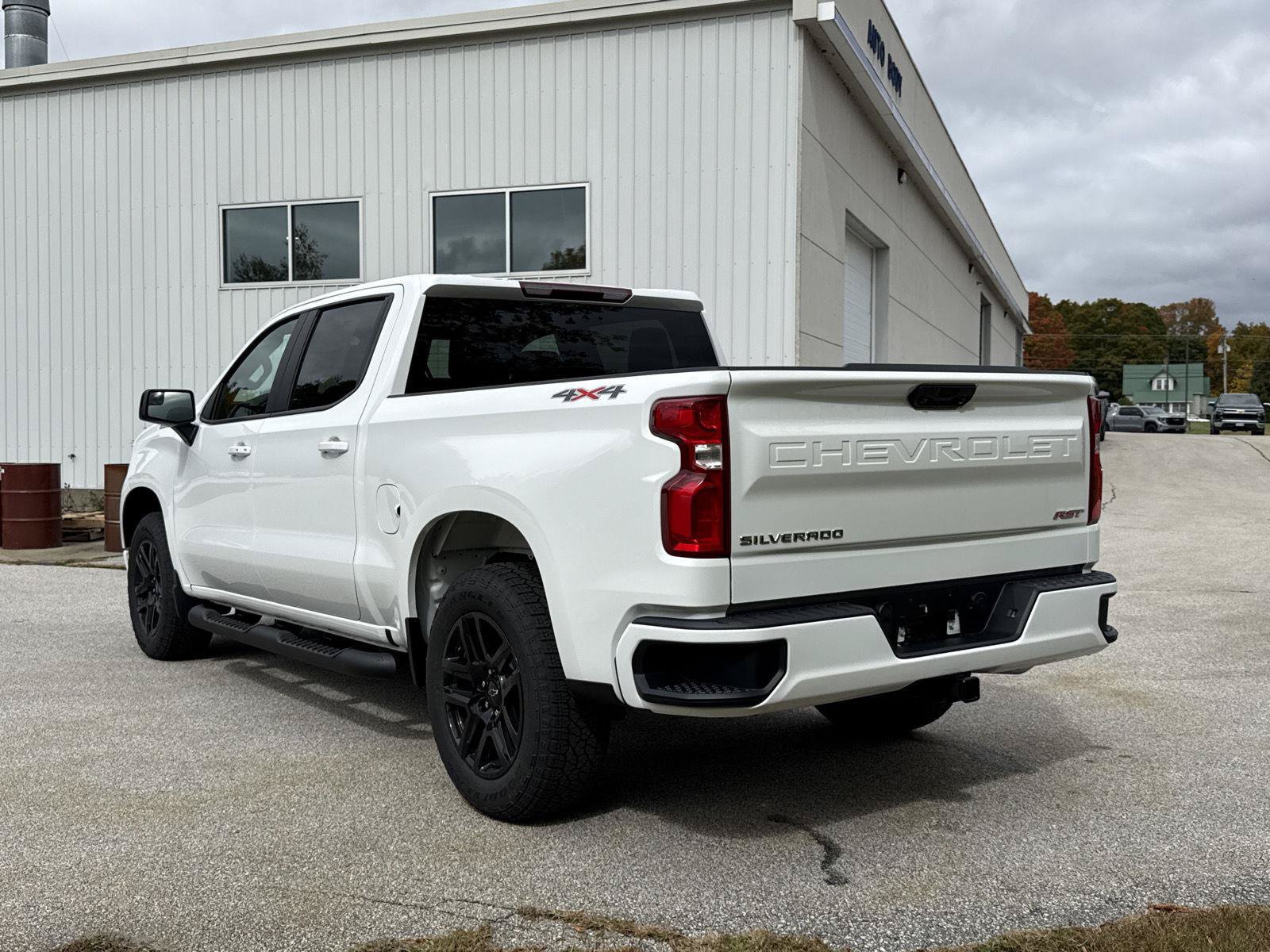 New 2026 Chevrolet Silverado 1500 RST w/ RST Select Package AWD/4WD image 11