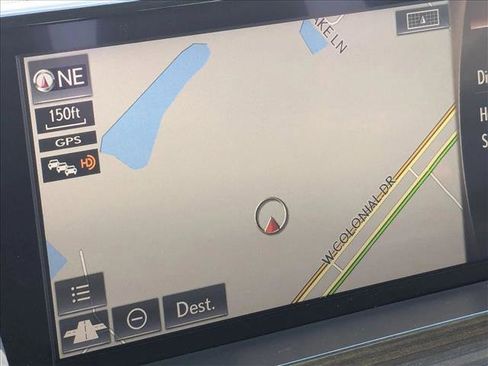 Used 2020 Lexus LX 570 4WD w/ 3rd Row & Luxury Pkg image 12