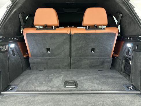 Used 2025 BMW X7 M60i w/ M Sport Professional Package AWD/4WD image 23