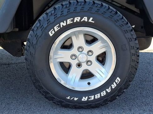 Used 2004 Jeep Wrangler 4WD w/ 30" Tire & Wheel Group image 24