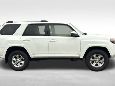 Used 2024 Toyota 4Runner SR5 image 30