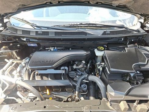 Used 2019 Nissan Rogue Sport S image 25