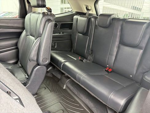 Used 2022 Subaru Ascent Limited w/ Technology Package image 14