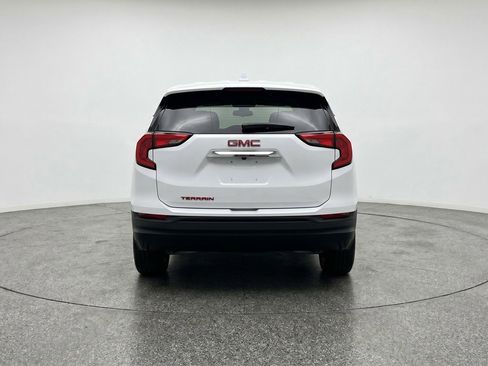 Used 2024 GMC Terrain SLE image 7