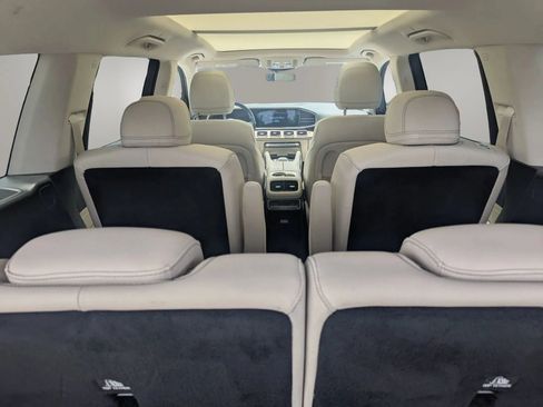 Used 2022 Mercedes-Benz GLS 450 4MATIC image 26