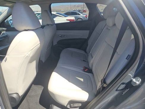 Used 2025 Hyundai Tucson SEL FWD image 19