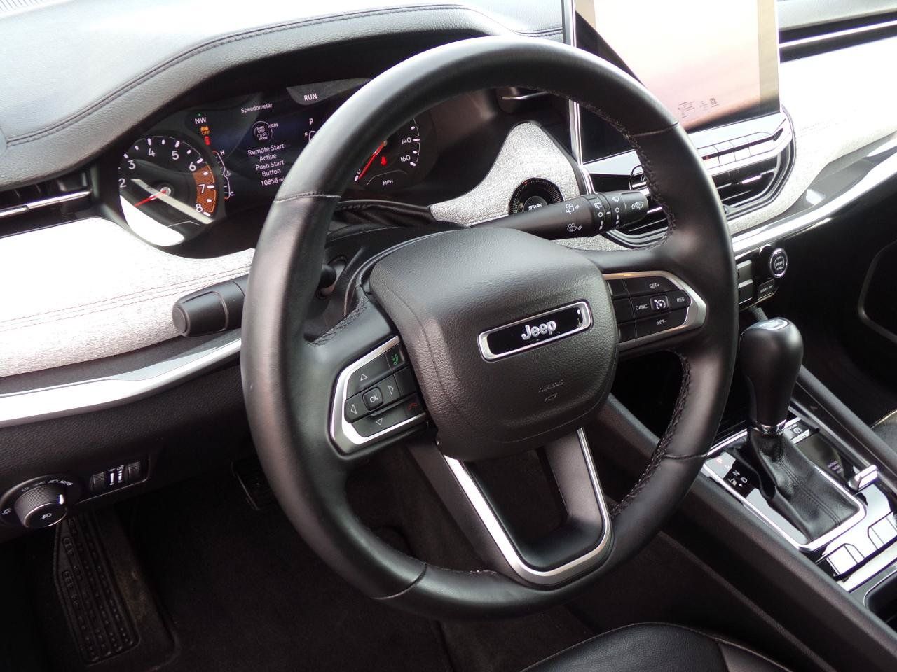 Used 2022 Jeep Compass Latitude AWD/4WD image 15