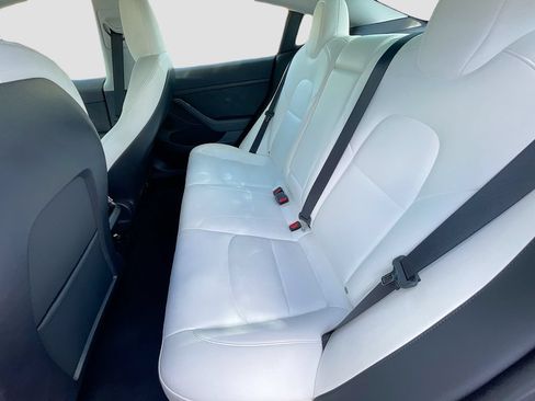 Used 2023 Tesla Model 3 Standard Range RWD image 23