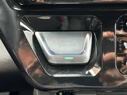 Certified 2025 GMC Sierra 1500 AT4 w/ AT4 Premium Package image 22