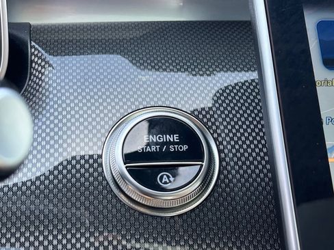 Certified 2026 Mercedes-Benz CLE 300 4MATIC Coupe image 25