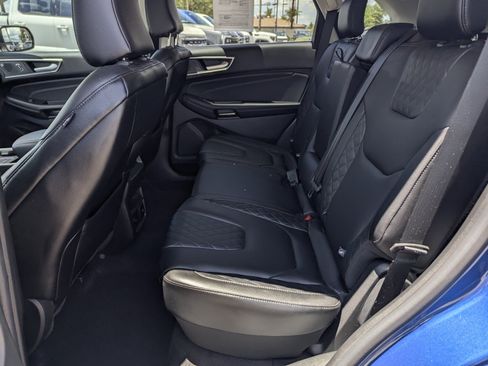 Certified 2024 Ford Edge Titanium AWD/4WD image 8
