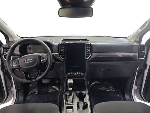 Used 2025 Ford Ranger XLT w/ Equipment Group 301A High AWD/4WD image 13