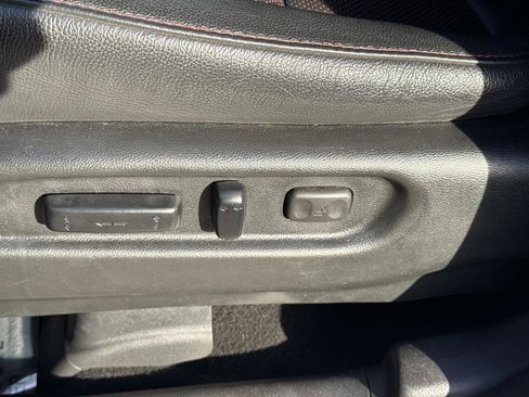 Certified 2025 Honda Passport Black Edition image 22