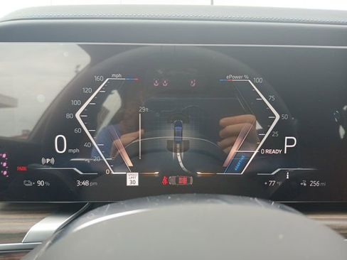 New 2025 BMW i7 xDrive60 image 25