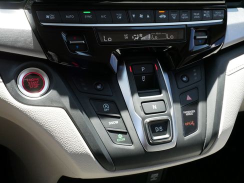 Certified 2026 Honda Odyssey EX-L image 24
