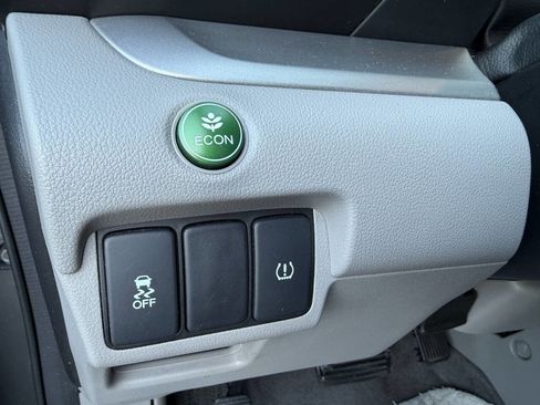 Used 2015 Honda Fit EX image 22