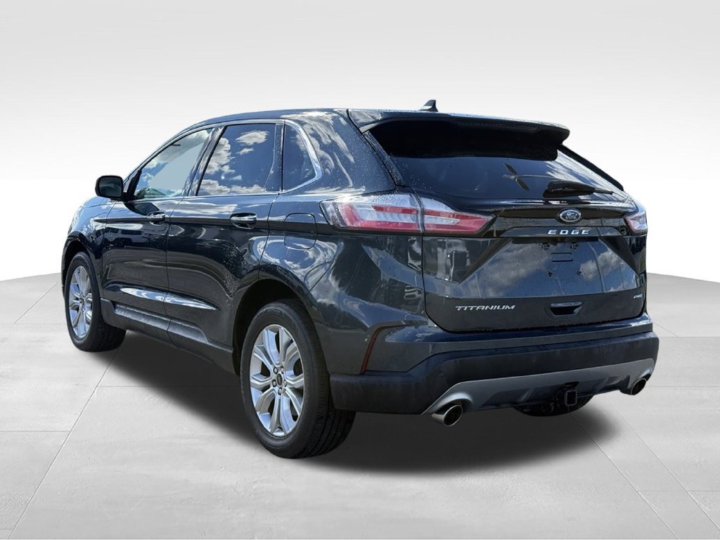 Used 2024 Ford Edge Titanium w/ Equipment Group 301A AWD/4WD image 3
