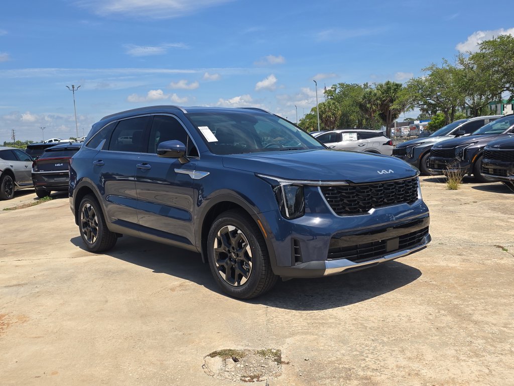 New 2026 Kia Sorento S FWD image 2