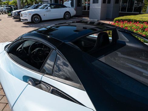 Used 2020 McLaren 720S Luxury image 16