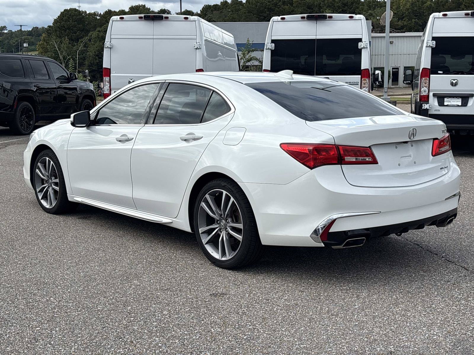 Used 2019 Acura TLX w/ Technology Package AWD/4WD image 8