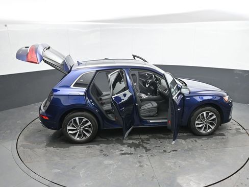 Used 2022 Audi Q5 2.0T Premium w/ Convenience Package image 55