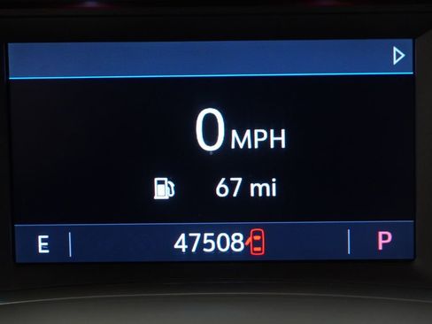 Used 2020 Chevrolet Traverse LT FWD image 4
