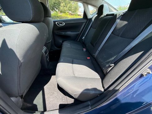 Used 2019 Nissan Sentra SR FWD image 10