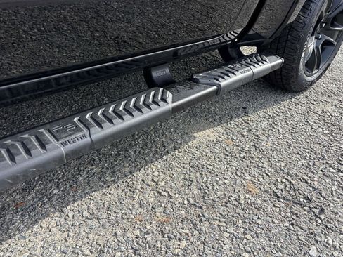 Used 2021 RAM 1500 Big Horn image 10