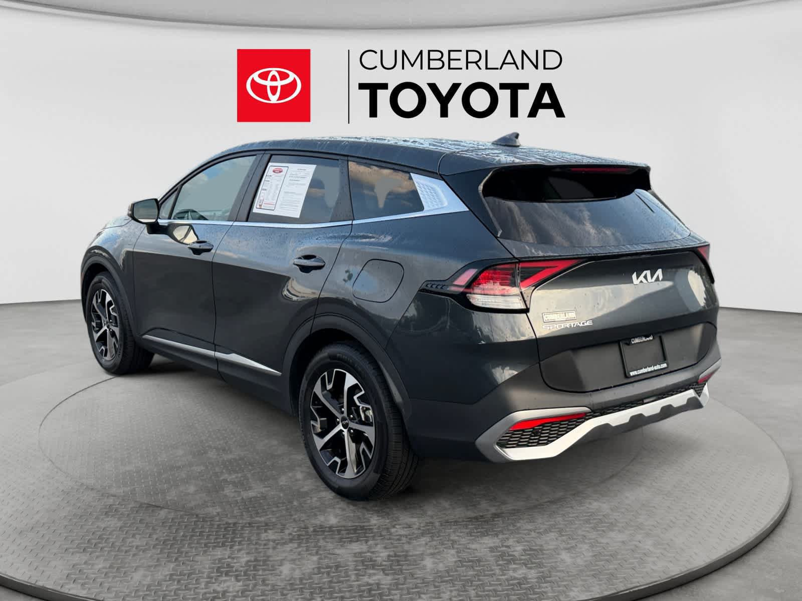Used 2023 Kia Sportage EX FWD image 7