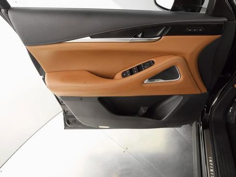 Used 2023 INFINITI QX60 Sensory image 11