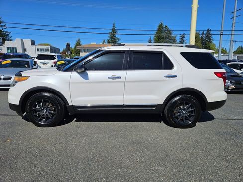 Used 2011 Ford Explorer XLT w/ 202A Rapid Spec Order Code AWD/4WD image 7
