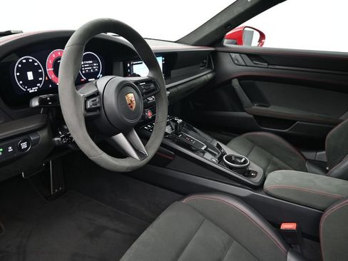 Certified 2025 Porsche 911 Carrera 4 GTS AWD/4WD image 4