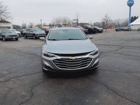 Used 2023 Chevrolet Malibu LS w/ Driver Confidence Package FWD image 3