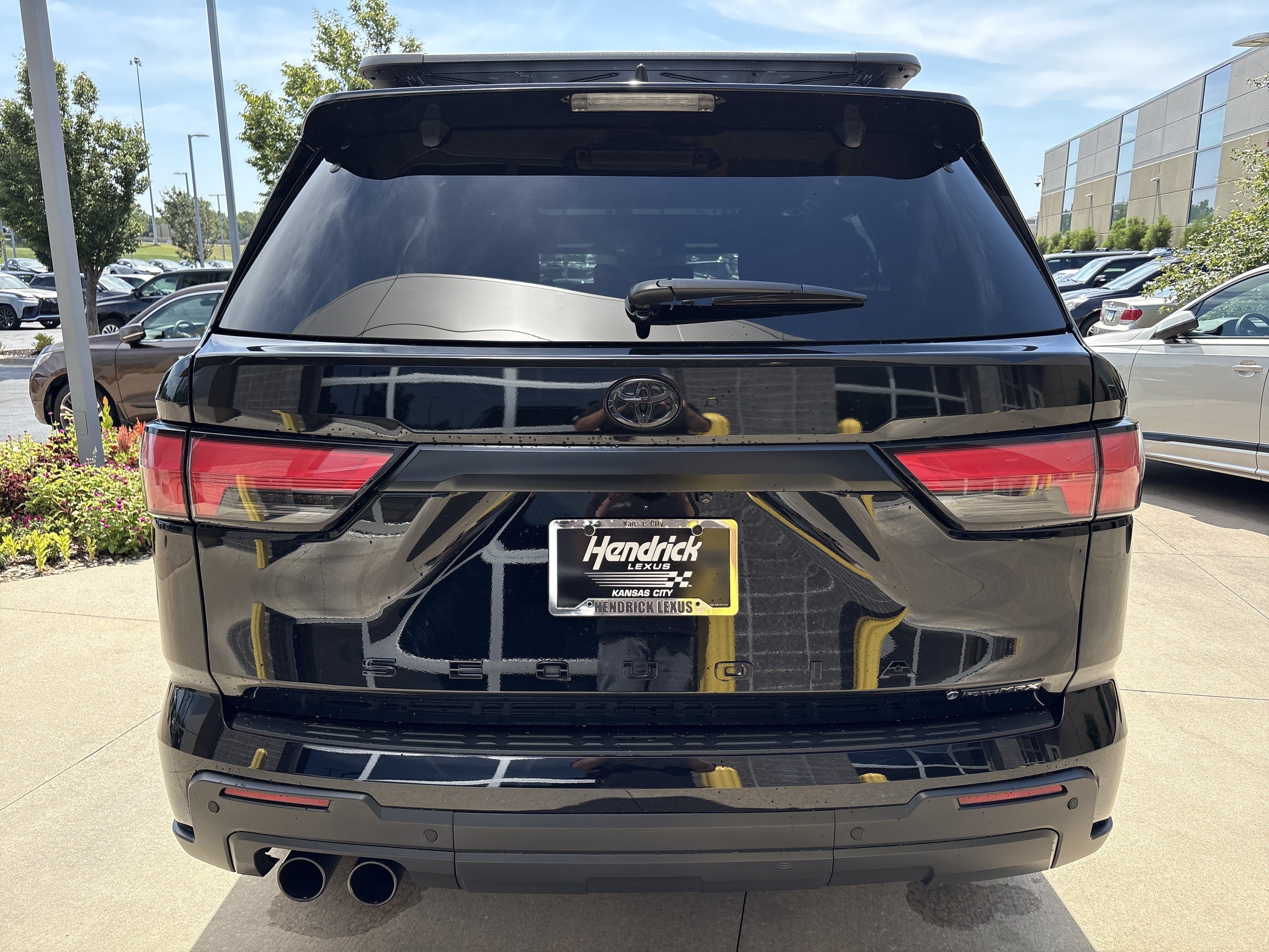 Used 2025 Toyota Sequoia TRD Pro w/ Tow Technology Package AWD/4WD image 8