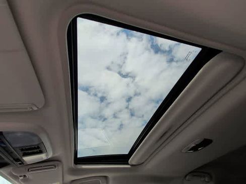 New 2026 Subaru Crosstrek 2.0i Premium image 17