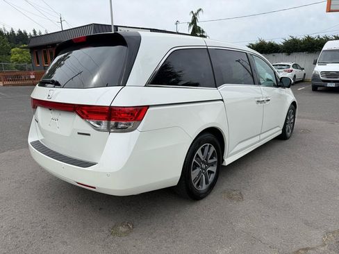 Used 2016 Honda Odyssey Touring image 4