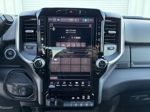 Used 2025 RAM 2500 Big Horn AWD/4WD image 16