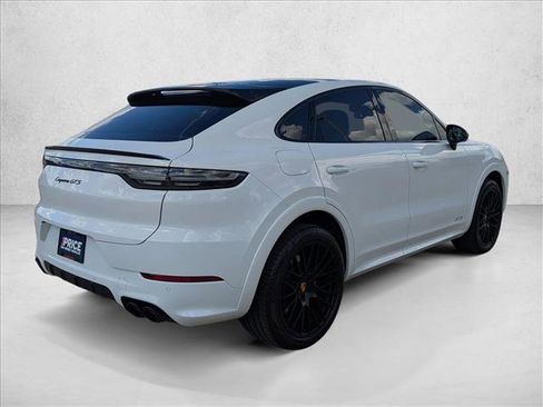 Used 2023 Porsche Cayenne GTS image 5