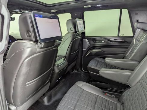 Used 2024 Cadillac Escalade V image 23