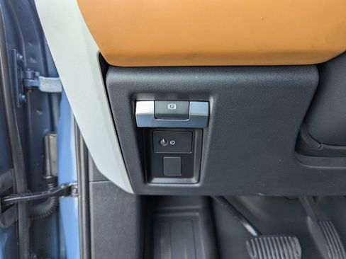 Used 2024 Land Rover Defender 90 S AWD/4WD image 14