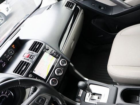 Used 2018 Subaru Forester 2.5i Limited image 19