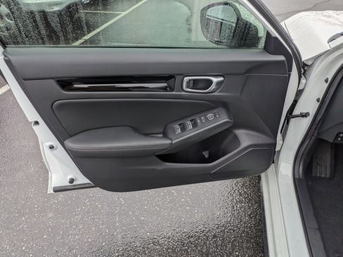 Used 2024 Honda Civic EX-L image 14