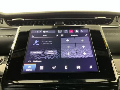 Used 2023 Jeep Grand Cherokee L Laredo image 25