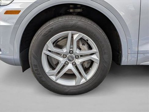 Used 2018 Audi Q5 2.0T Premium Plus w/ Premium Plus Package image 9