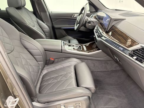Certified 2024 BMW X5 xDrive40i w/ M Sport Package image 29