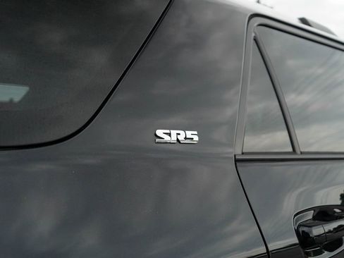 Used 2021 Toyota 4Runner SR5 RWD image 18